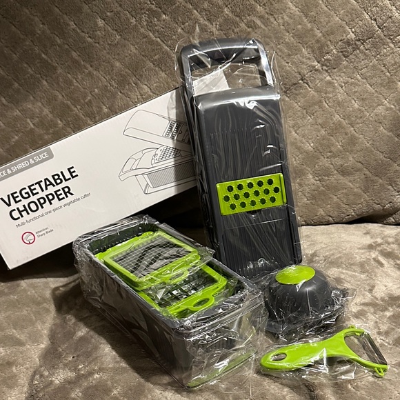 Vegetable Chopper - Picture 3 of 4